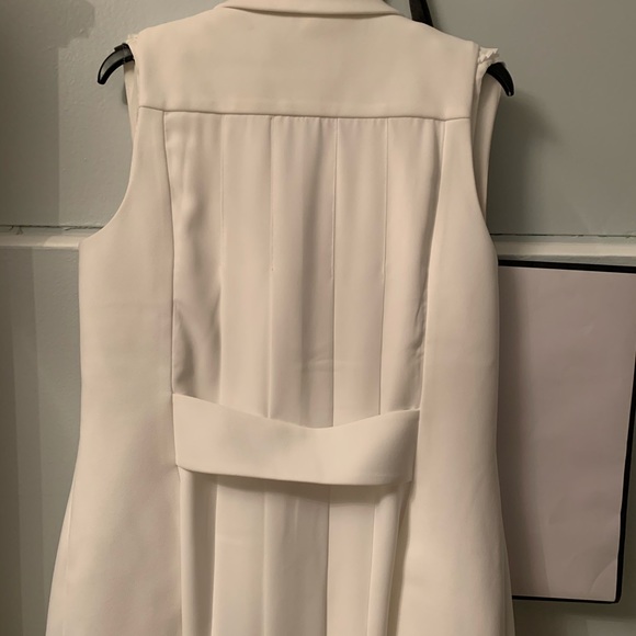 White House Black Market Vest - Picture 4 of 4